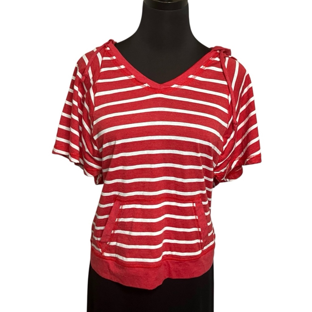 Derek Heart Hoodie with Kangaroo Pocket Short Sleeve Red Large